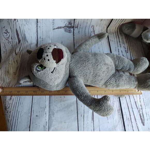 Great Wolf Lodge Wiley The Wolf And Oliver Raccoon Stuffed Animal Plush Dolls - Picture 7 of 15